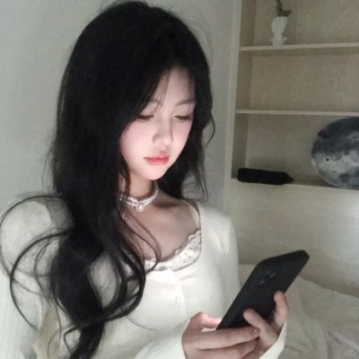 后备箱里的女孩
